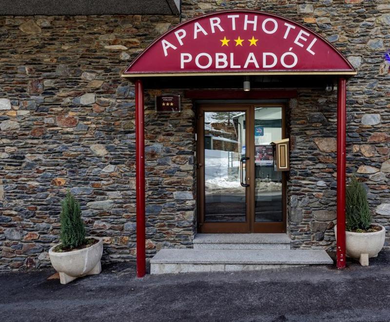 Aparthotel Poblado Arinsal Exterior foto
